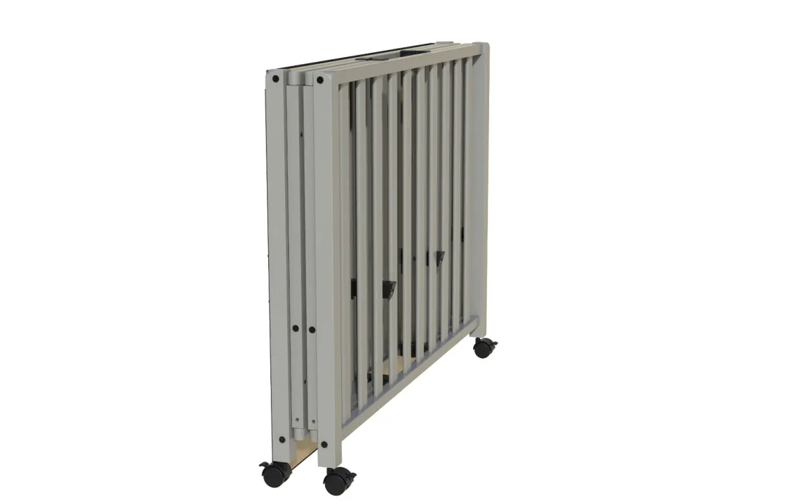 Bebies First Baby Box Met Wieltjes Sarah Clay 76 x 95 cm Met Matras