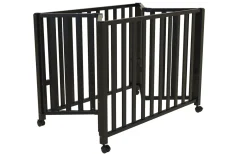 Bebies First Baby Box Met Wieltjes Sarah Zwart 76 x 95 cm Met Matras