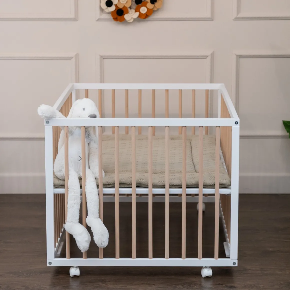 Cabino Baby Box Met Wieltjes Jolly Wit Naturel