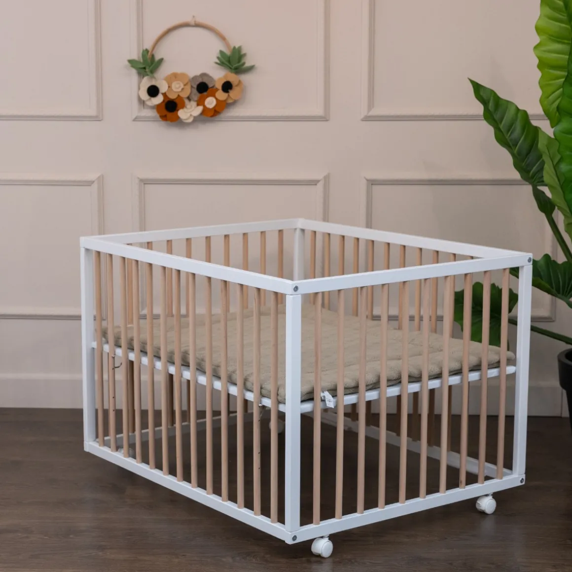 Cabino Baby Box Met Wieltjes Jolly Wit Naturel