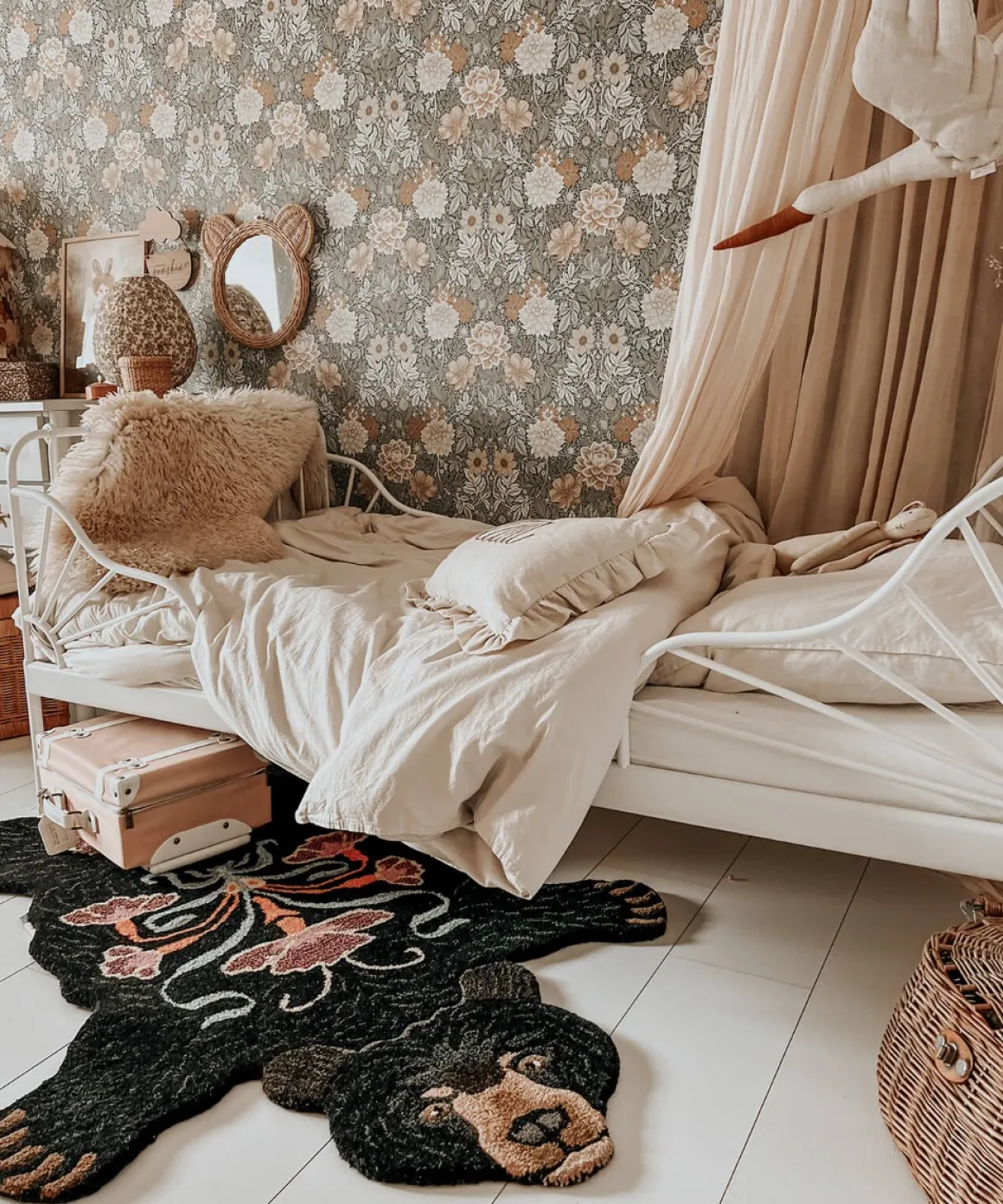 Doing Goods Vloerkleed Blooming Bear Groot