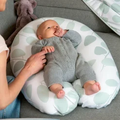 Doomoo Buddy Voedingskussen 180 cm Leaves Aqua Green