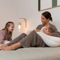 Doomoo Voedingskussen Buddy Flower Yellow