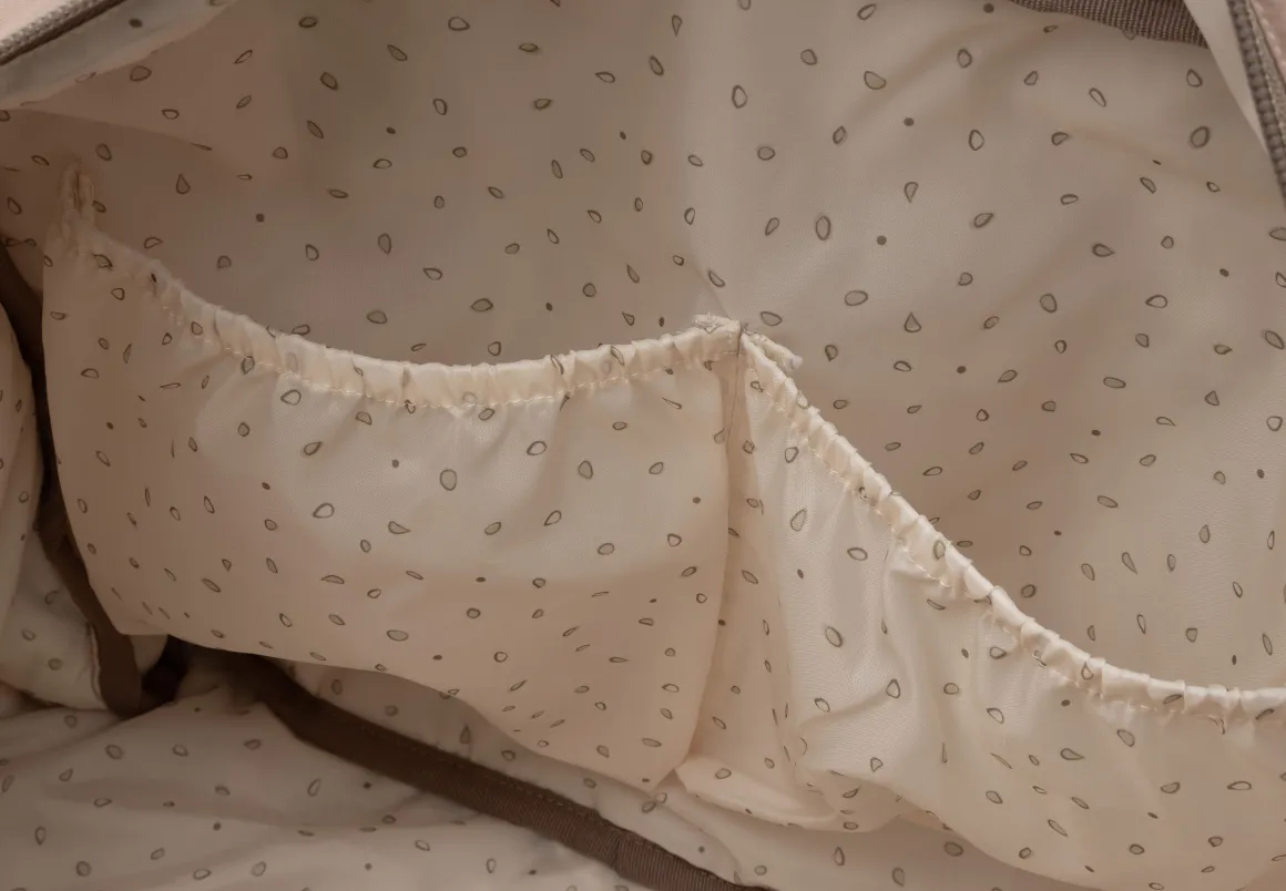 Jollein Luiertas Embossed Lily Milky Coffee