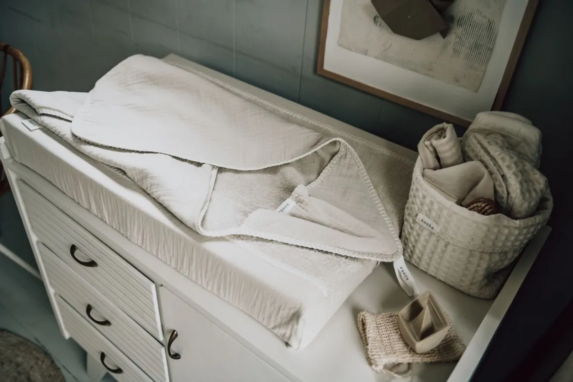 Koeka Aankleedkussenhoes Faro Warm White 45x73cm