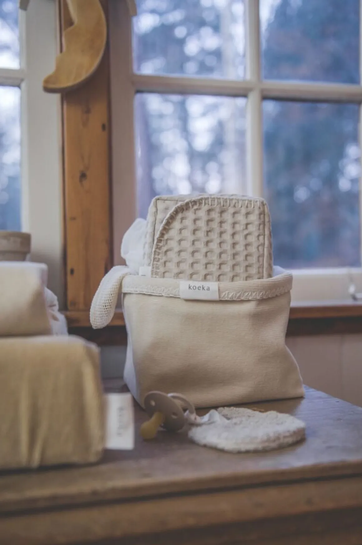 Koeka Commodemandje Oddi Warm White