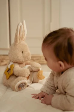 Little Dutch Activiteitenknuffel Baby Bunny