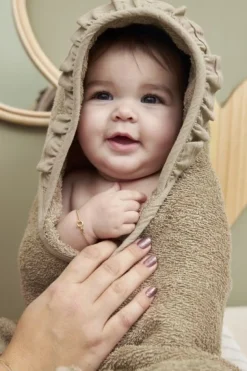 Meyco Baby Ruffle Badcape Badstof Taupe – 80x80cm