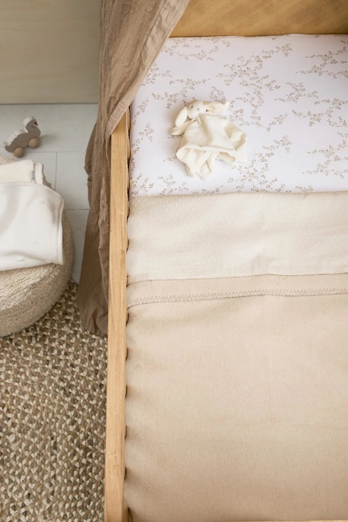 Meyco Baby Uni Ledikant Deken Geweven Sand - 100x150cm