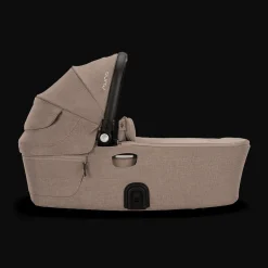 Nuna DEMI™ next Opvouwbare Reiswieg Cedar