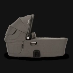 Nuna DEMI™ next Opvouwbare Reiswieg Granite