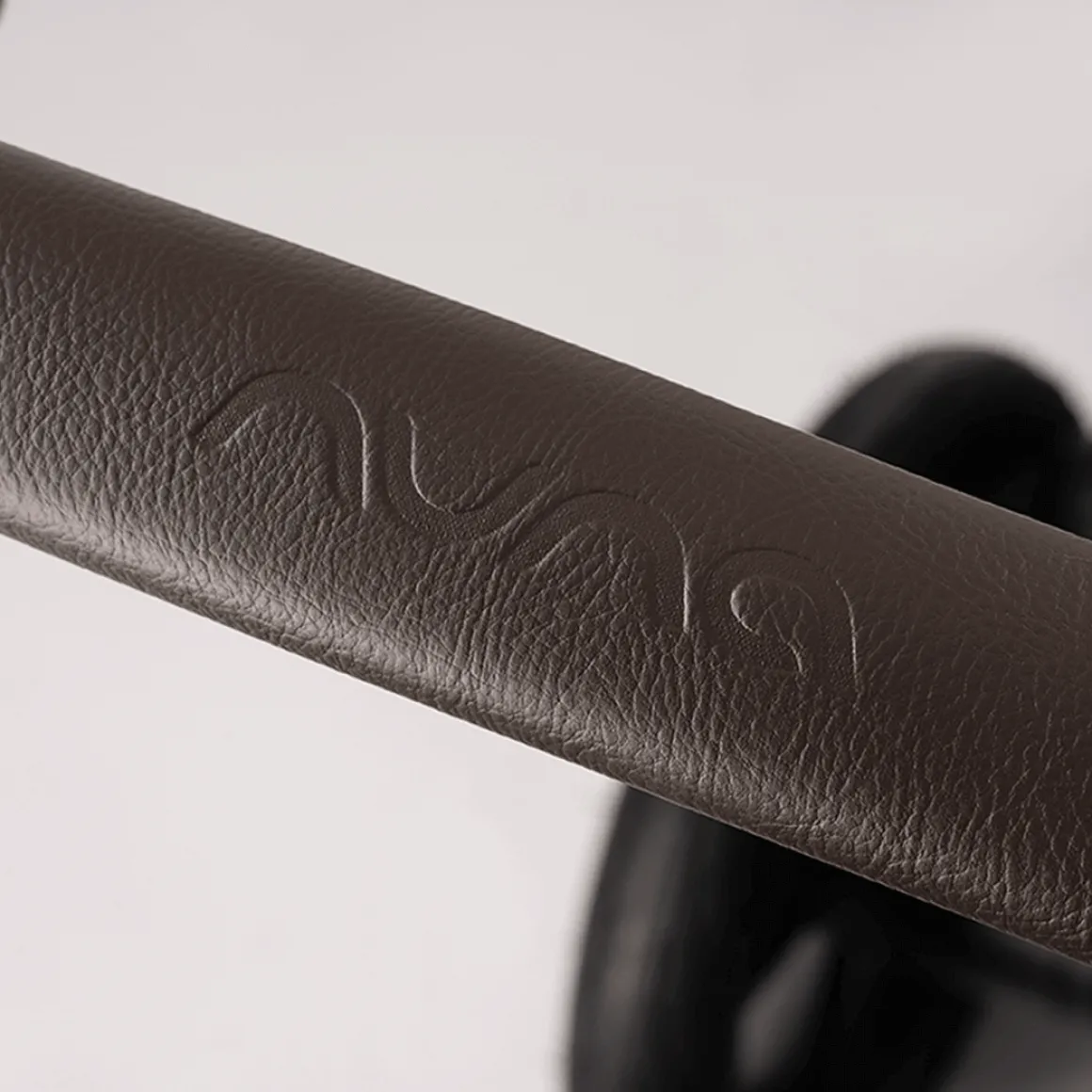 Nuna Kinderwagen 4 in 1 MIXX™ next Caviar + Autostoel PIPA™ next + Nuna 360° base