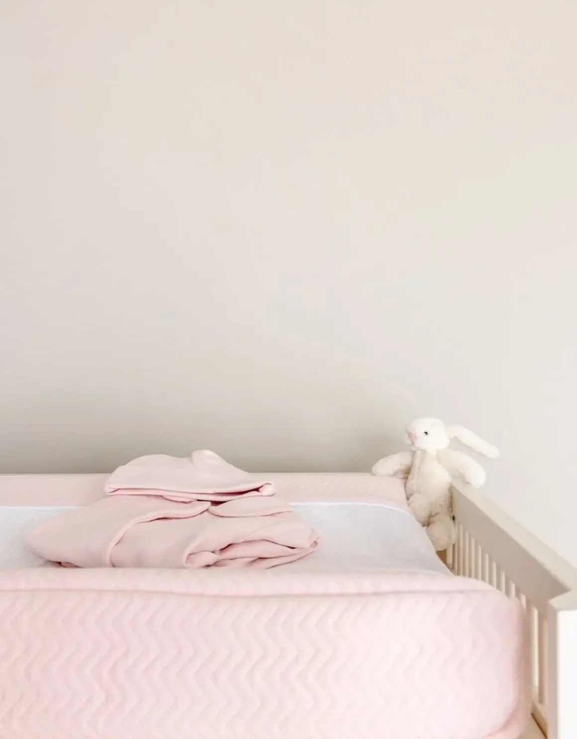 Poetree Kids Aankleedkussenhoes Chevron Light Pink