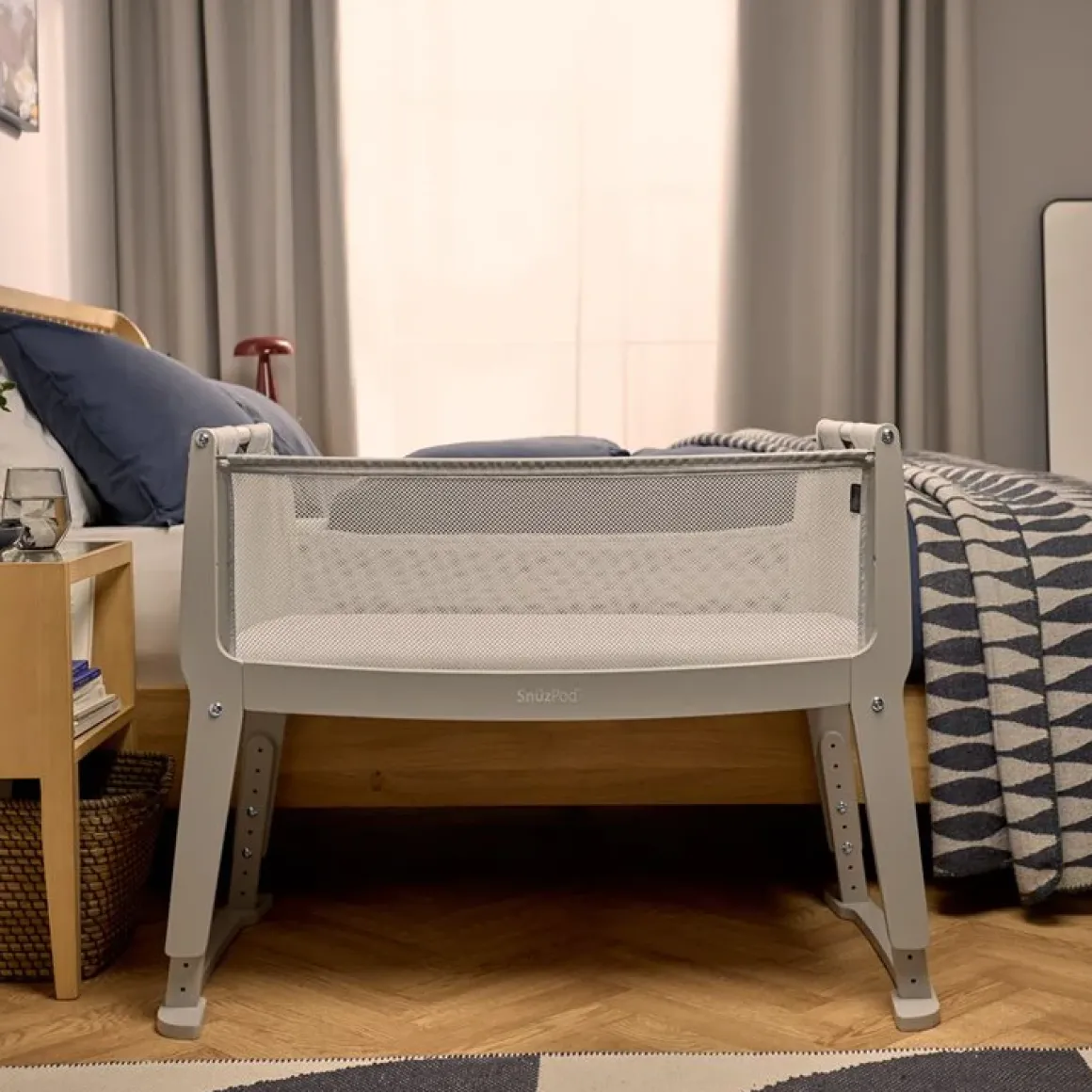 SnuzPod Studio Bedside Wieg Oslo Grey