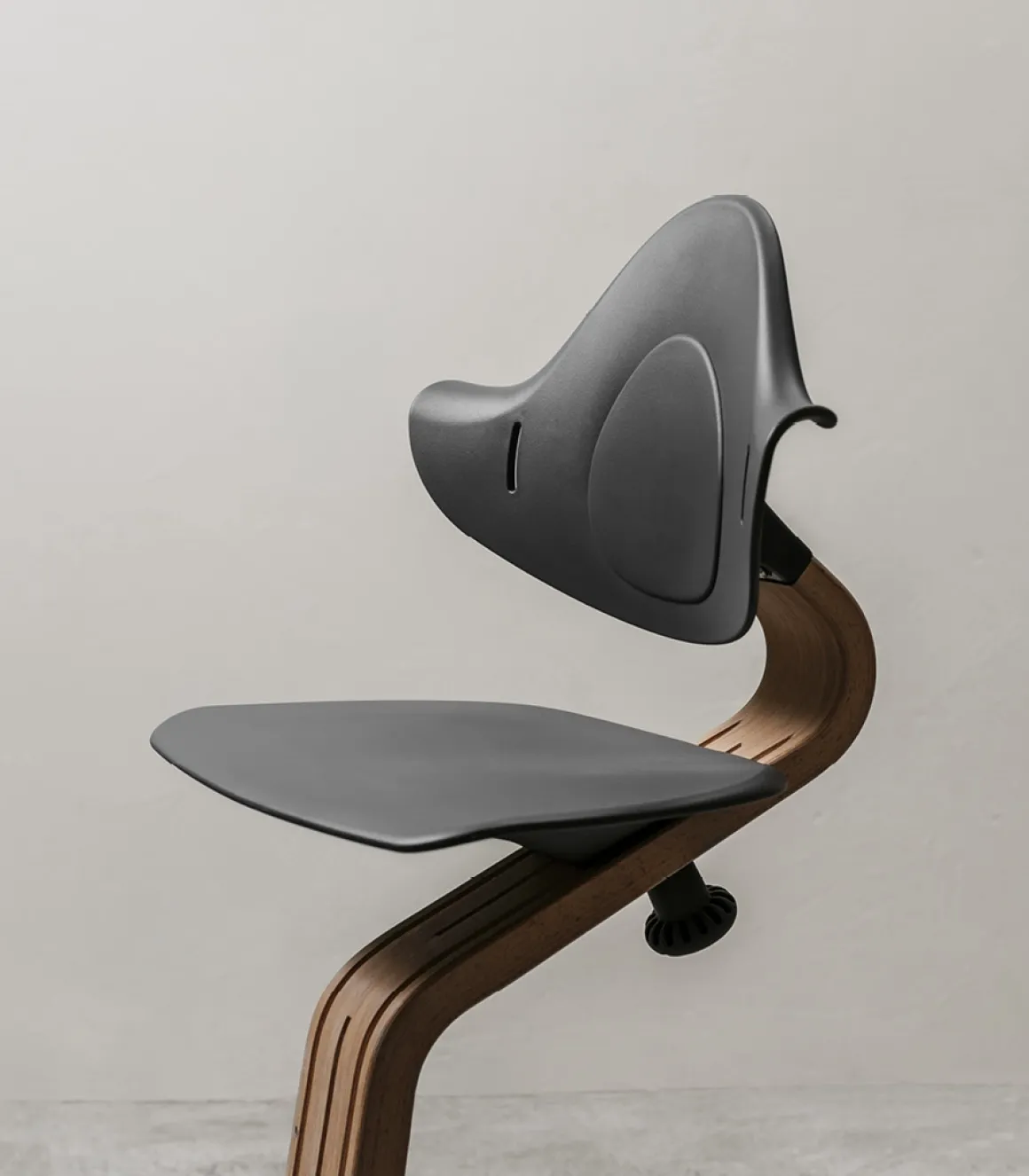 Stokke® Nomi® Chair Beech Black/Black + Stokke® Nomi® Baby Set Black