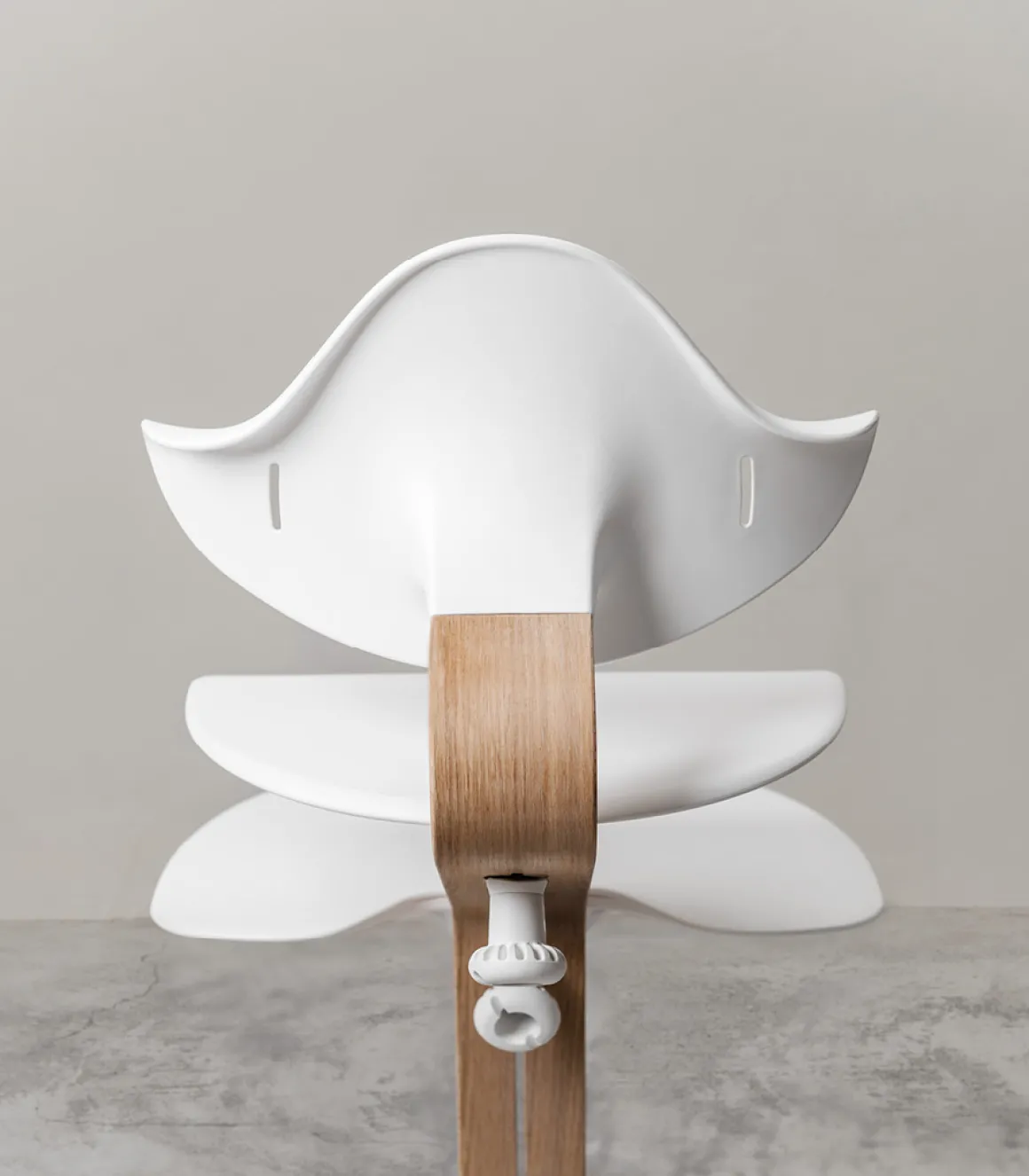 Stokke® Nomi® Chair Oak White + Stokke® Nomi® Baby Set White